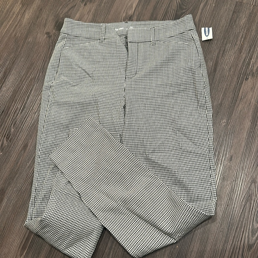 Old Navy NWT Black & White Plaid Pixie Pants Size 8